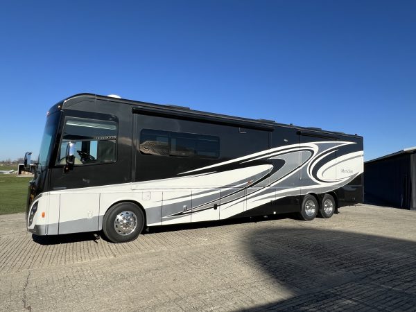 2017 Winnebago Meridian 42E - Stock #6387