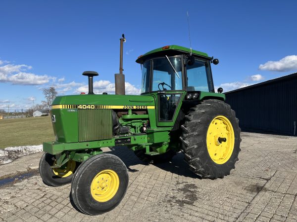 1982 John Deere 4040 - Stock #6455