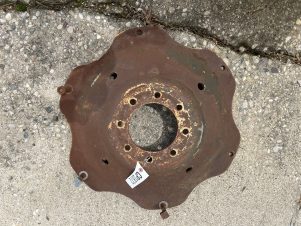 Case IH 8 Bolt Center Disc - CP1872