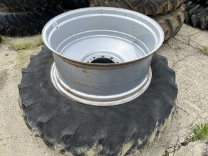 Case IH Used 16X38 10 Bolt Rims - CP1715
