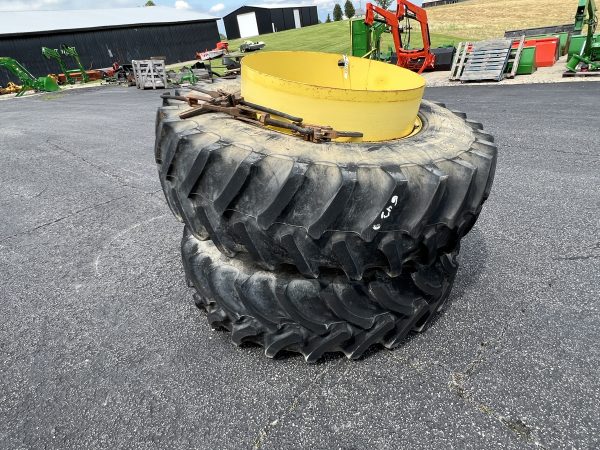 T-Rail Dual Set 16X34 W/Firestone Tires - CP1865
