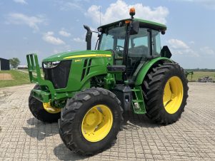 2019 John Deere 6135E - Stock #6619