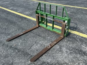 Frontier 600/700 Used 48" Pallet Forks - CP1716