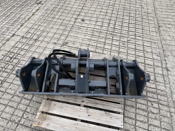 John Deere Hydraulic Quick Attach Coupler - CP1503