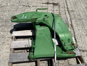 John Deere Loader Mounts CP1512 & CP1547