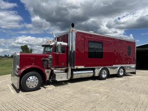 1984 Peterbilt 359 Toterhome - Stock #6503