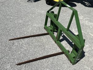 600/700 Series Quick Attach Loader: Used  Double Tine Spear - CP1518