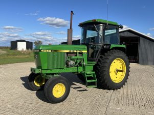 1983 John Deere 4050- Stock #6677