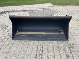 Kubota 72" Wheel Loader Bucket - CP1530