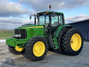 John Deere 7520 - Stock #6705
