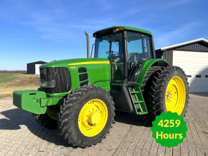 2011 John Deere 7330 - Stock #6728