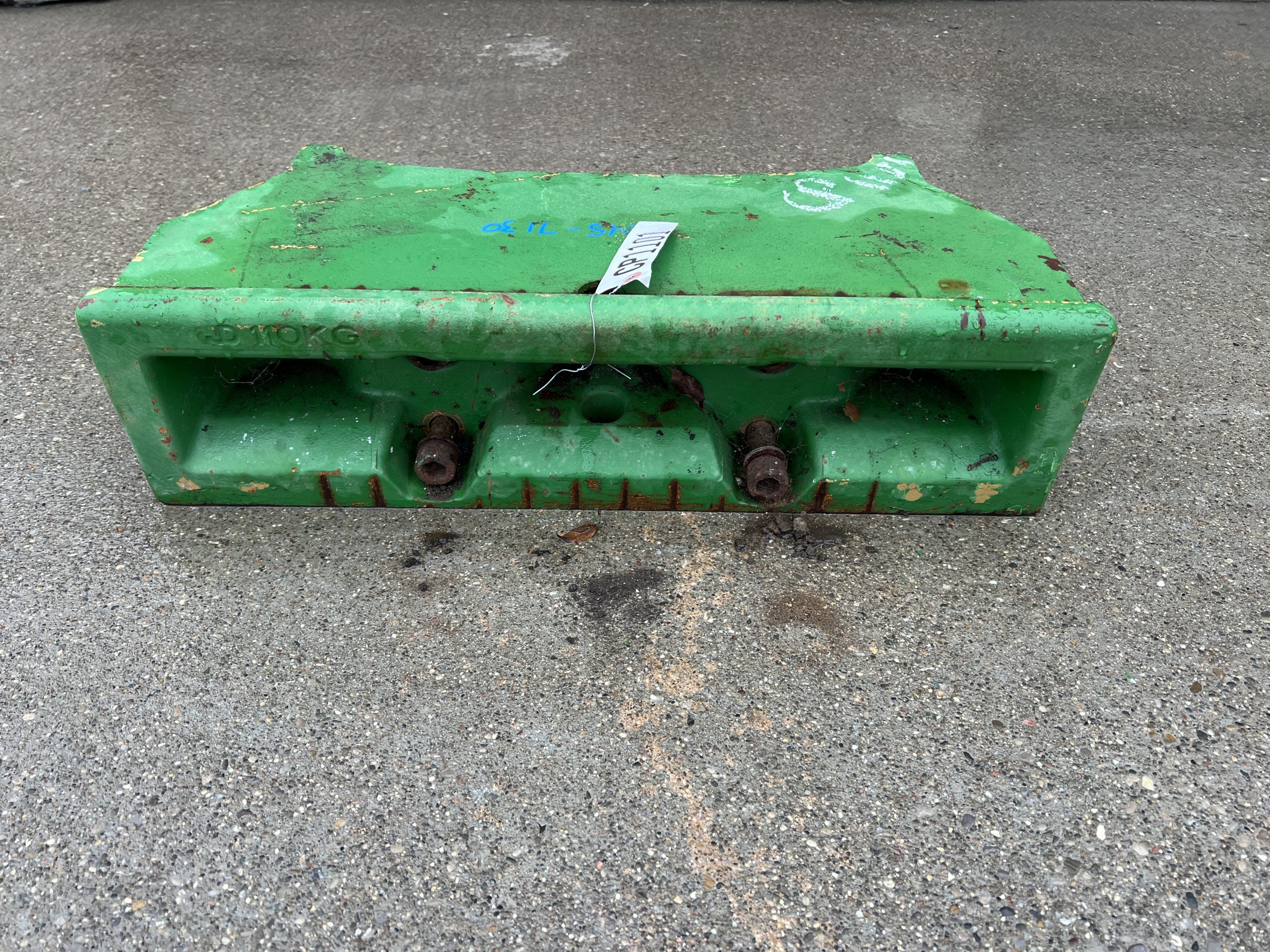 John Deere 110KG Weight Block #L176678 - CP1101