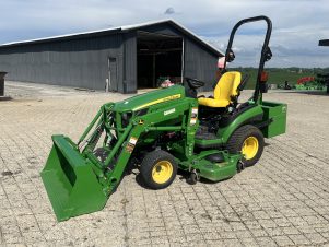 2013 John Deere 1025R - Stock #6880